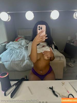 therealwynni photo #0014