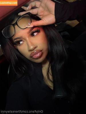 therealwynni photo #0022