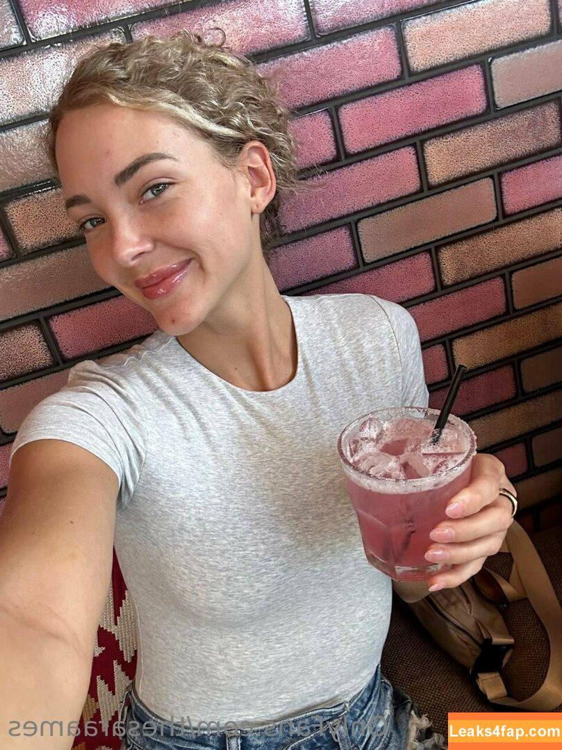 thesaraames /  leaked photo photo #0084