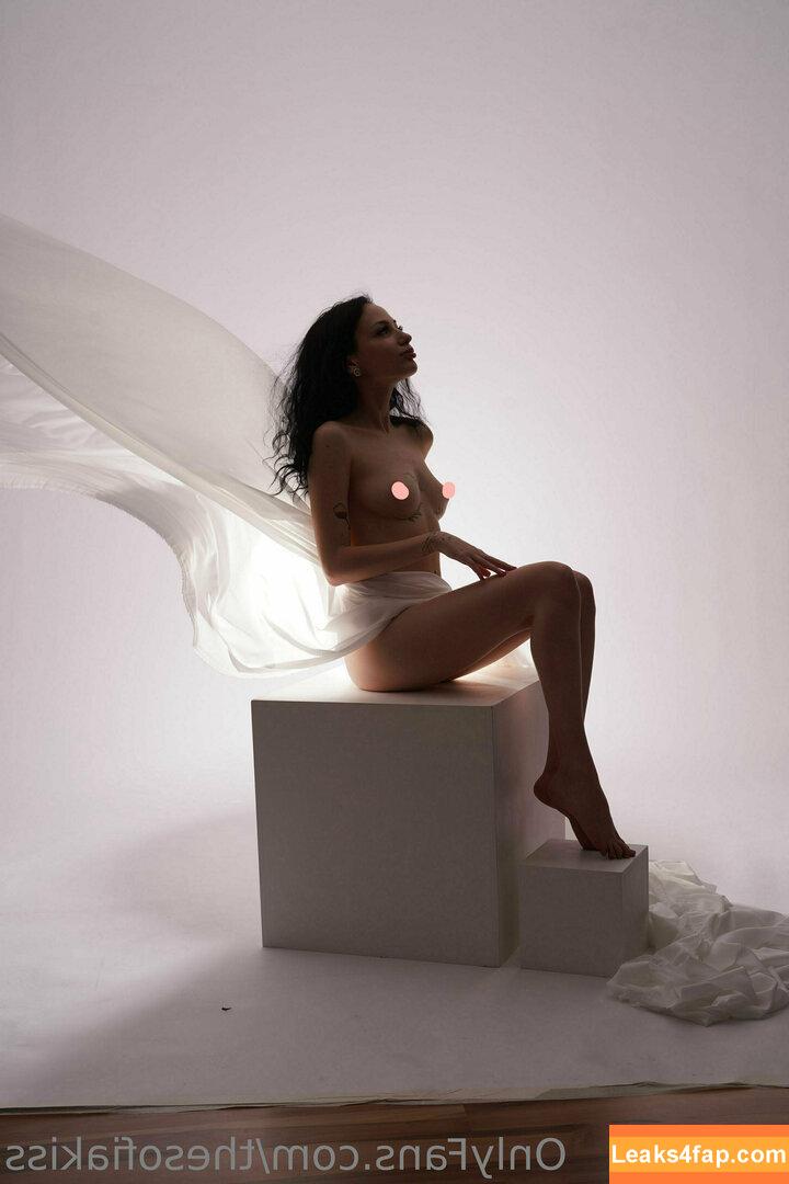 thesofiakiss /  leaked photo photo #0014