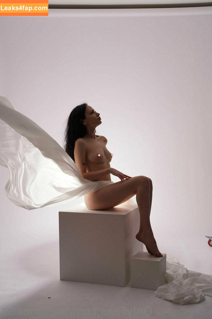 thesofiakiss /  leaked photo photo #0015