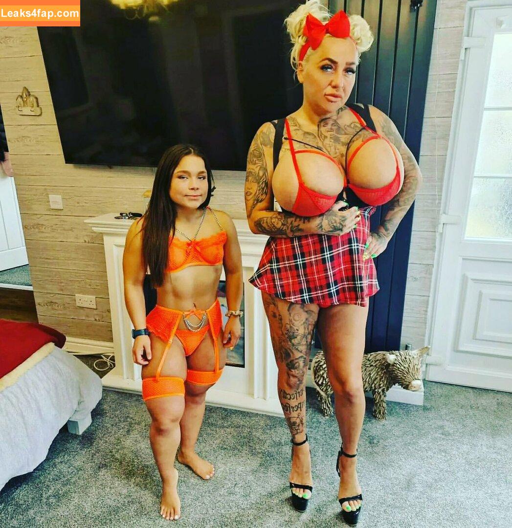 thicc4ftdwarf / thiccchickin leaked photo photo #0017