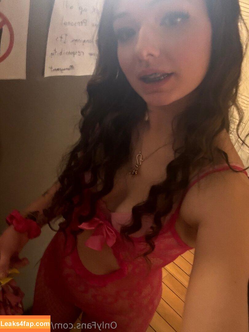 thicnpretty /  leaked photo photo #0005