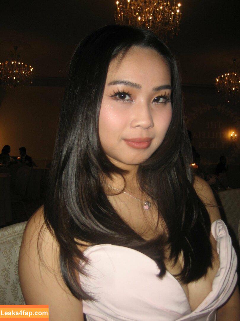 _tiffles / anyuser / tiffanynhoe / tiktok / twitch leaked photo photo #0059