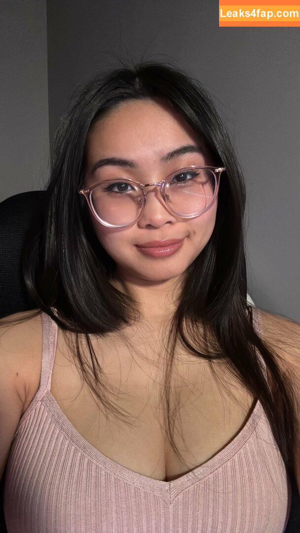 _tiffles / anyuser / tiffanynhoe / tiktok / twitch leaked photo photo #0110