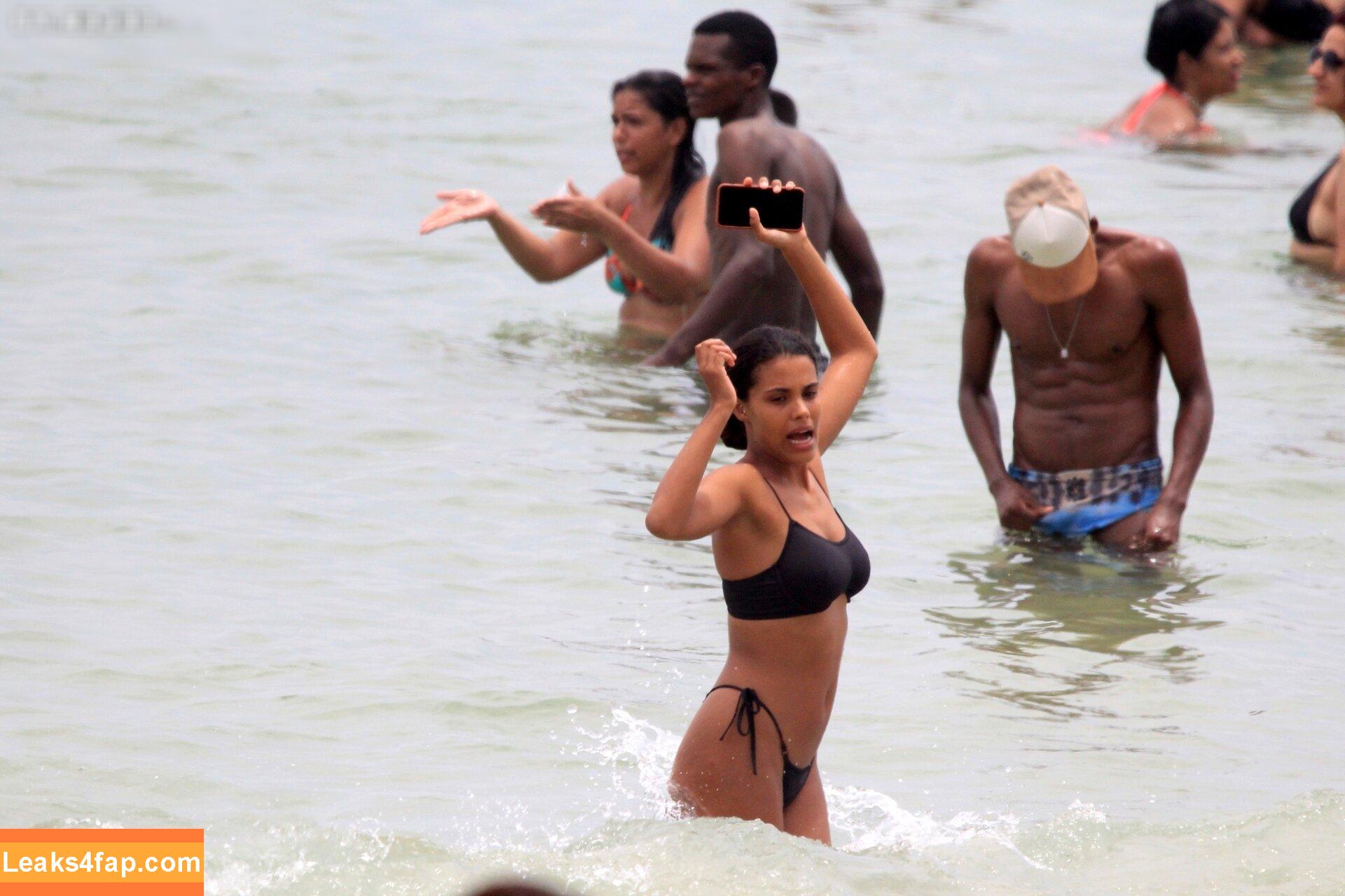Tina Kunakey /  leaked photo photo #0035