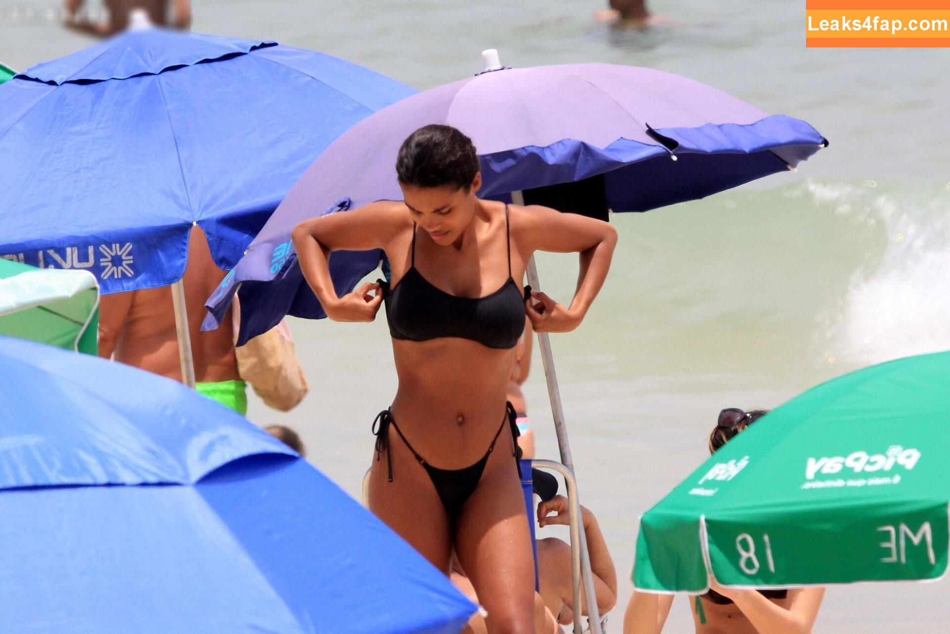 Tina Kunakey /  leaked photo photo #0040