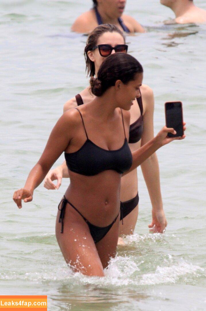 Tina Kunakey /  leaked photo photo #0045