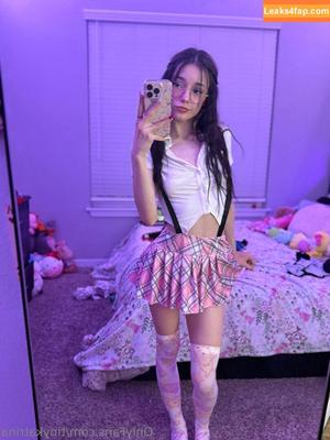 Tinykatrina photo #0009