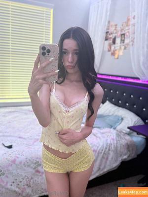 Tinykatrina photo #0033