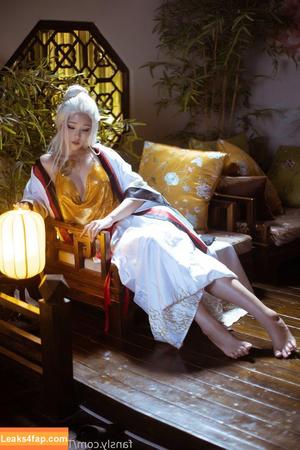 TiTi cosplay фото #2060