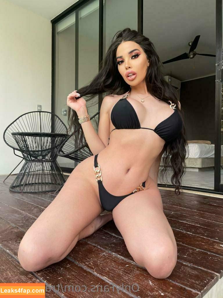 trans_nyla / nylacaselli leaked photo photo #0075