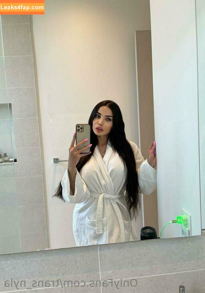 trans_nyla / nylacaselli leaked photo photo #0090