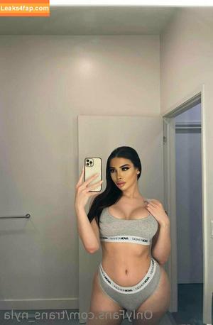 trans_nyla photo #0102