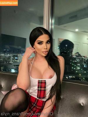 trans_nyla photo #0175