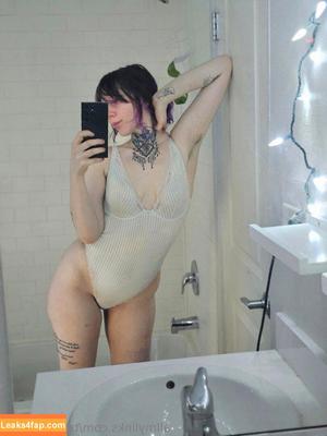 trickynymph photo #0033