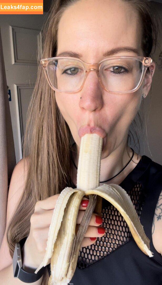 trishaslife / _pleasuretoyqueen / https: / pleasuretoyqueen leaked photo photo #0062