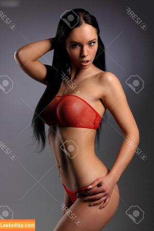 Tyra Kadney photo #0109