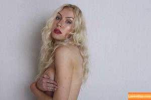 UK Model Melissa S photo #0022