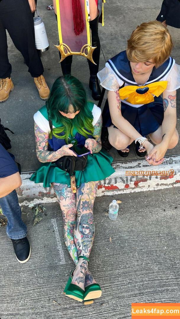 Uncanny Megan /  leaked photo photo #0030