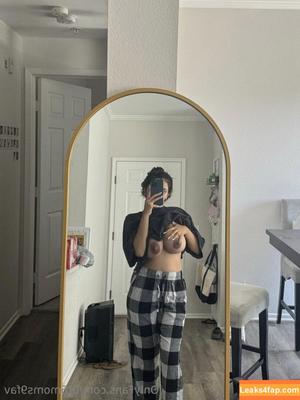 Ur6moms9fav photo #0002