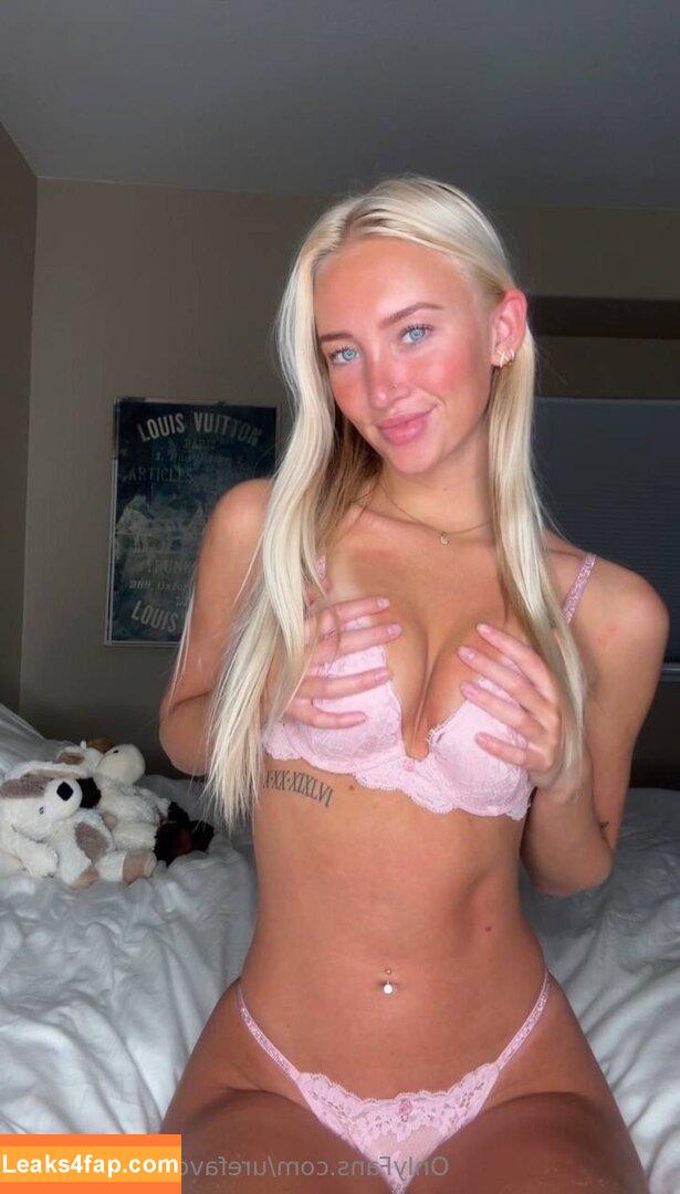 urefavoriteblondevip / bellaxomae leaked photo photo #0024