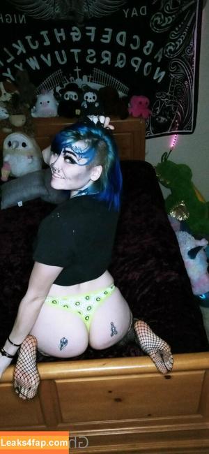 urghostgurl666 photo #0057