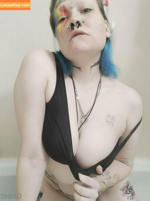 urghostgurl666 фото #0087