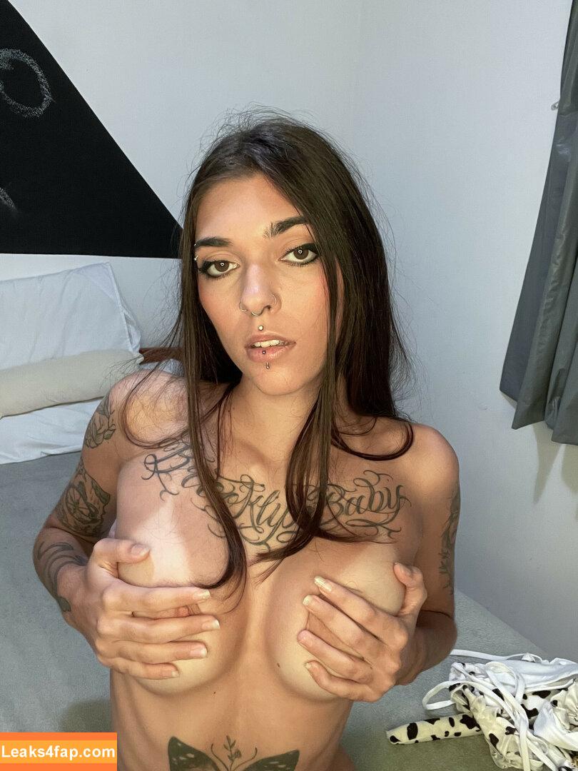 Valentina Cupini / sugarhorny / tinacupini leaked photo photo #0008