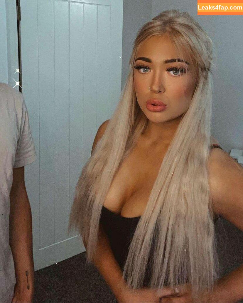 Valentina / Valsacaballz / allaboutvalentina / https: / mynina.co leaked photo photo #0131