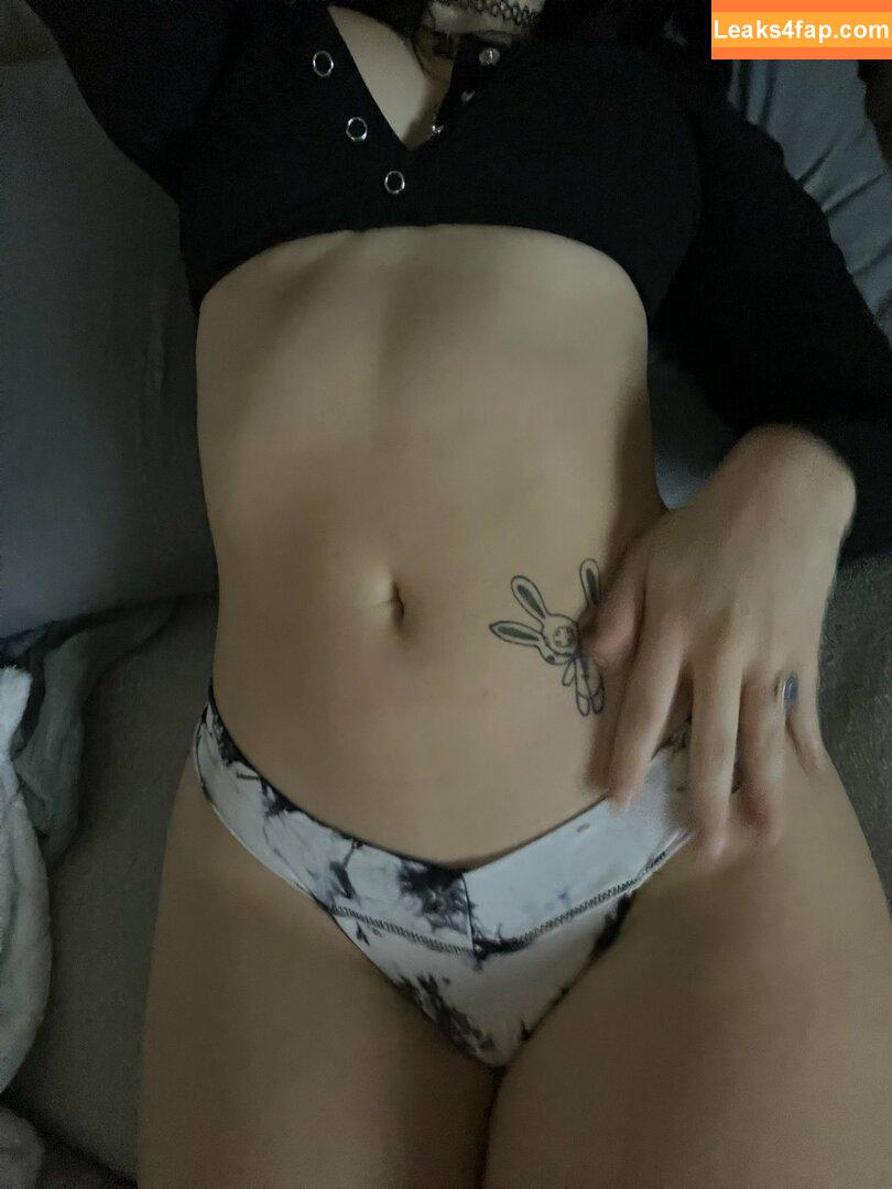 Valvampire / Peachyyval / kill.val leaked photo photo #0006
