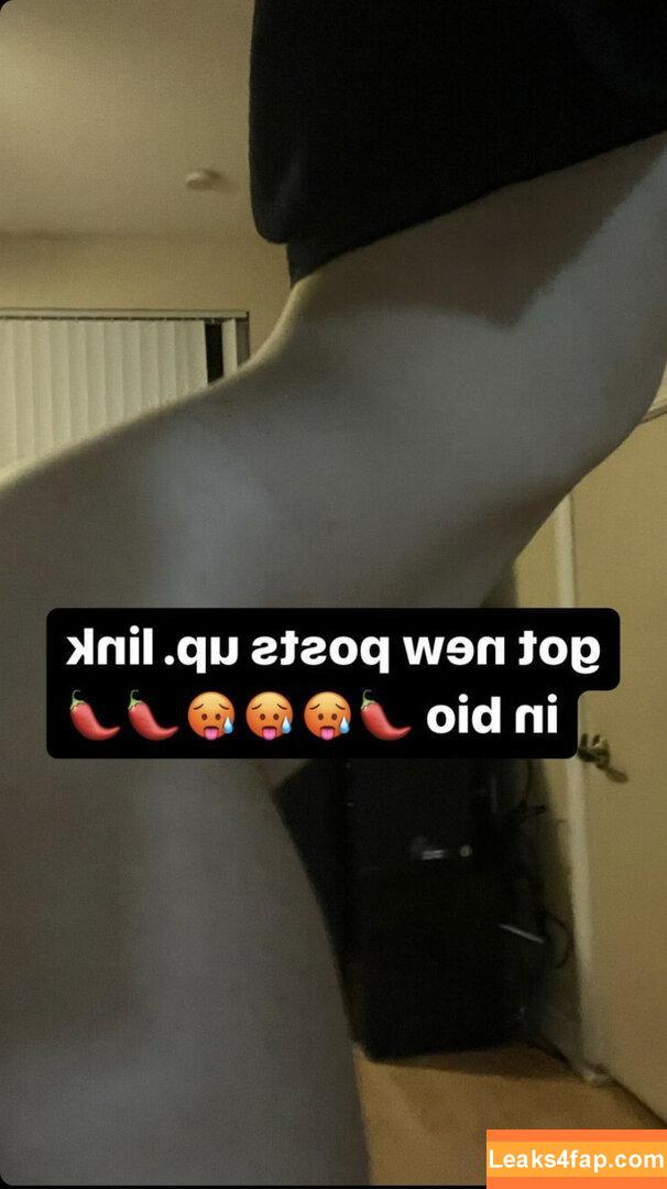 Valvampire / Peachyyval / kill.val leaked photo photo #0007