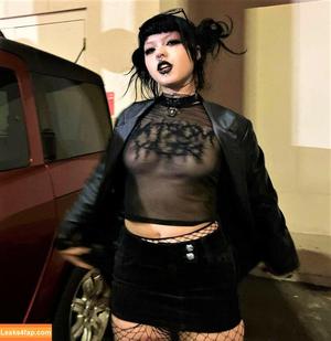 Valvampire photo #0009