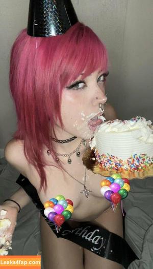 Valvampire photo #0023