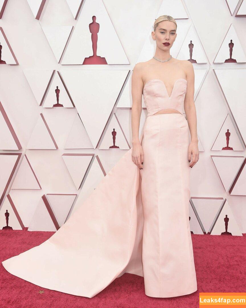 Vanessa Kirby / kirbyshae420 / vanessa__kirby leaked photo photo #0014