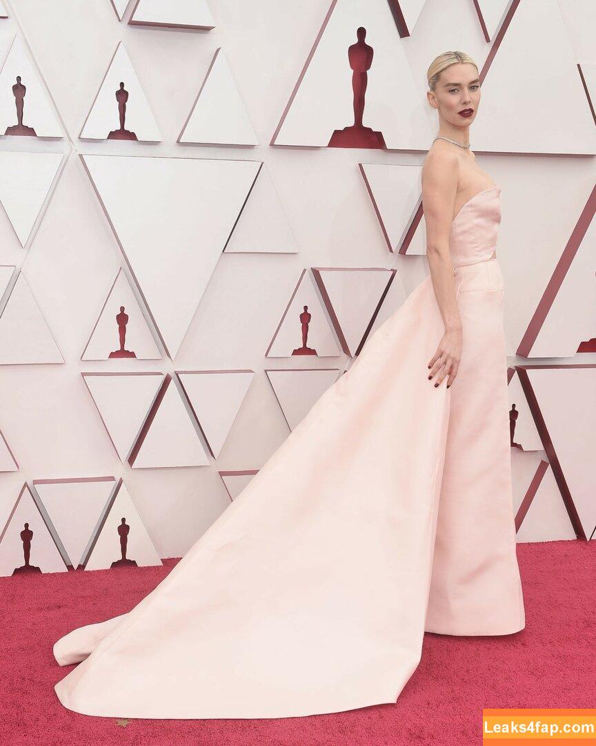 Vanessa Kirby / kirbyshae420 / vanessa__kirby leaked photo photo #0015
