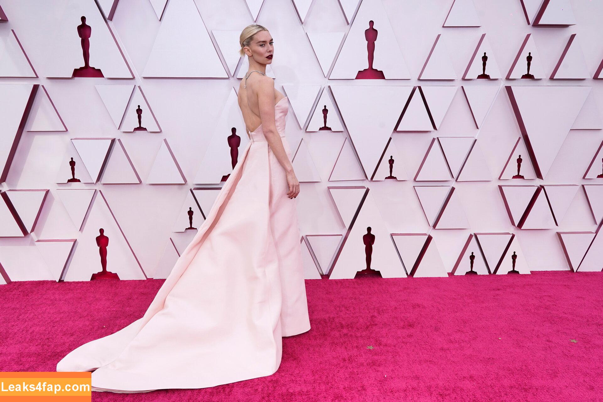 Vanessa Kirby / kirbyshae420 / vanessa__kirby leaked photo photo #0019