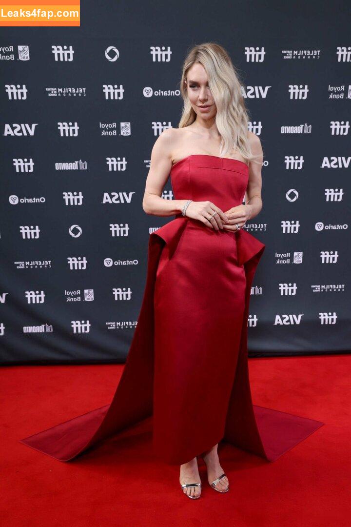 Vanessa Kirby / kirbyshae420 / vanessa__kirby leaked photo photo #0046