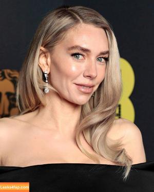 Vanessa Kirby фото #0113