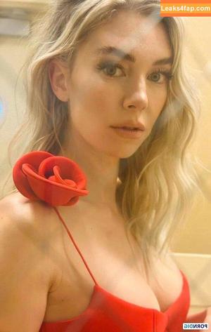 Vanessa Kirby photo #0149