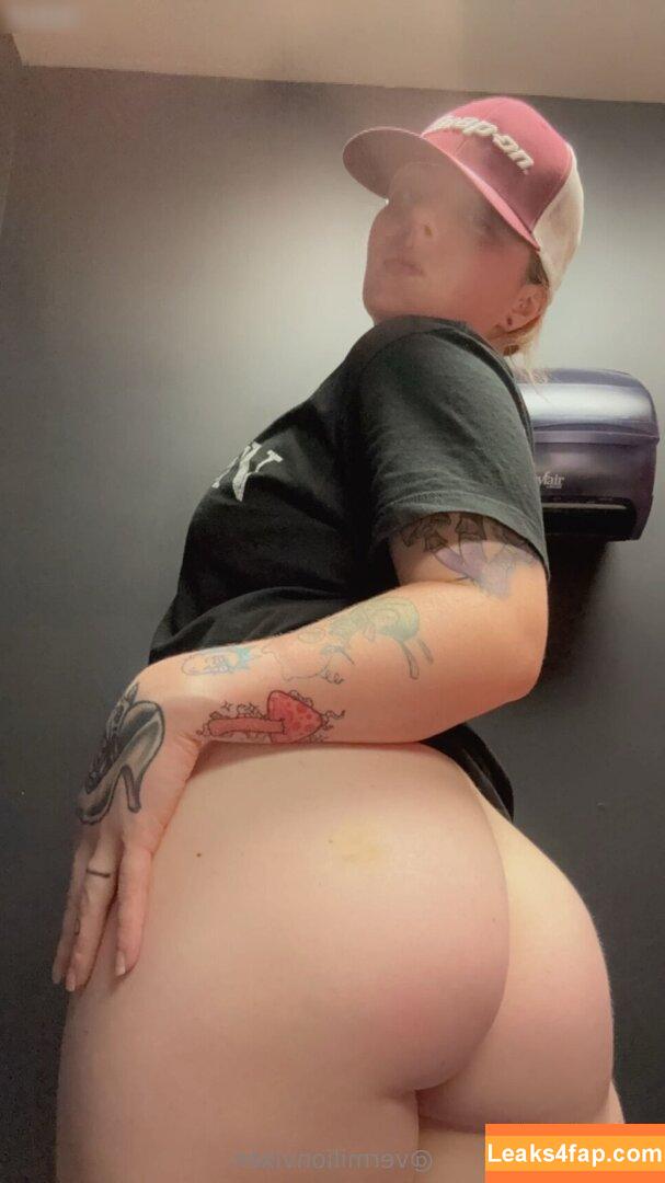Vermilionvixxxen / Ms Red Wrenching /  leaked photo photo #0017