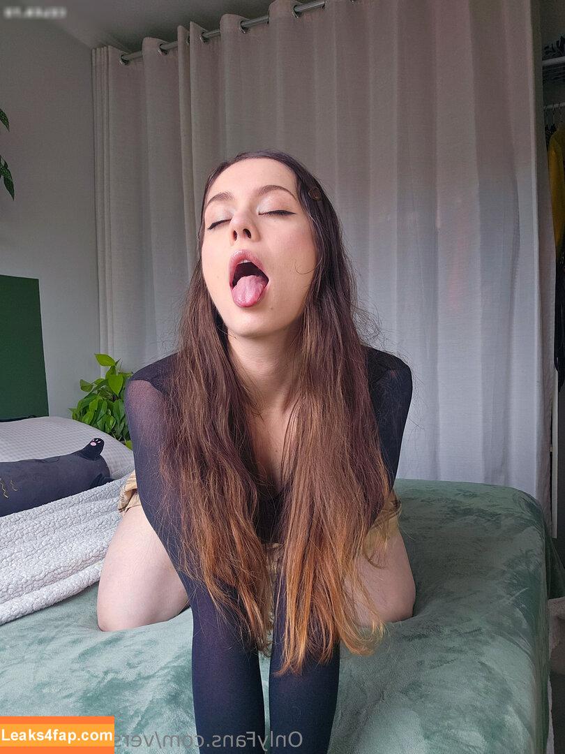 verspielte_laila /  leaked photo photo #0105