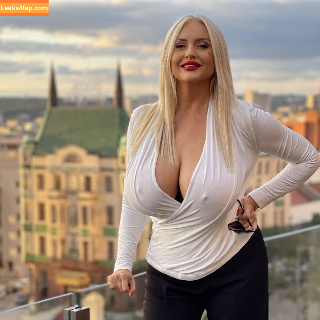 Vesna PocucaSana / vesna.pocuca.sana leaked photo photo #0055