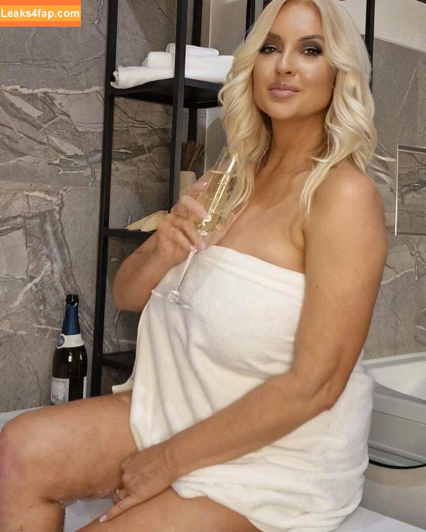 Vesna PocucaSana / vesna.pocuca.sana leaked photo photo #0072