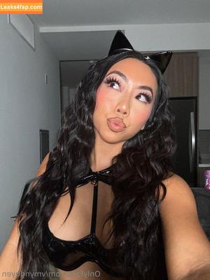 Victoria Nguyen photo #0351