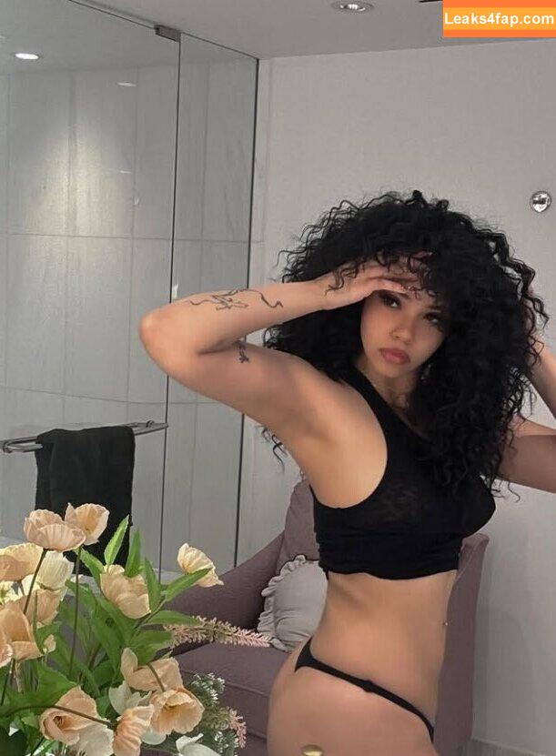 Victoria Vonne / pixieonyxx leaked photo photo #0005