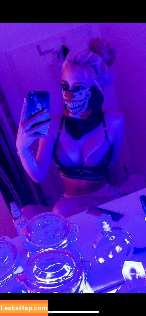 Vielzuklein_ / laurachesnok / vielzuklein / vielzuklein- leaked photo photo #0050