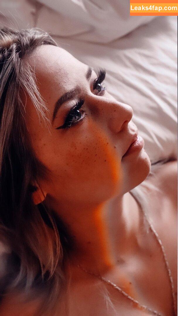 Vielzuklein_ / laurachesnok / vielzuklein / vielzuklein- leaked photo photo #0100