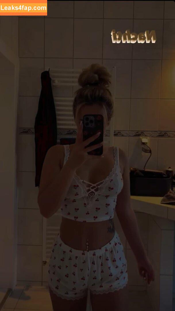 Vielzuklein_ / laurachesnok / vielzuklein / vielzuklein- leaked photo photo #0132