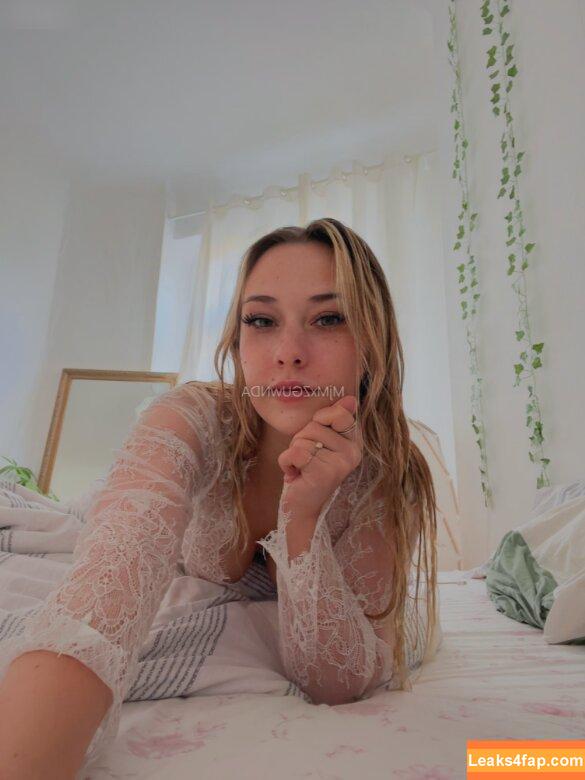 Vielzuklein_ / laurachesnok / vielzuklein / vielzuklein- leaked photo photo #0148